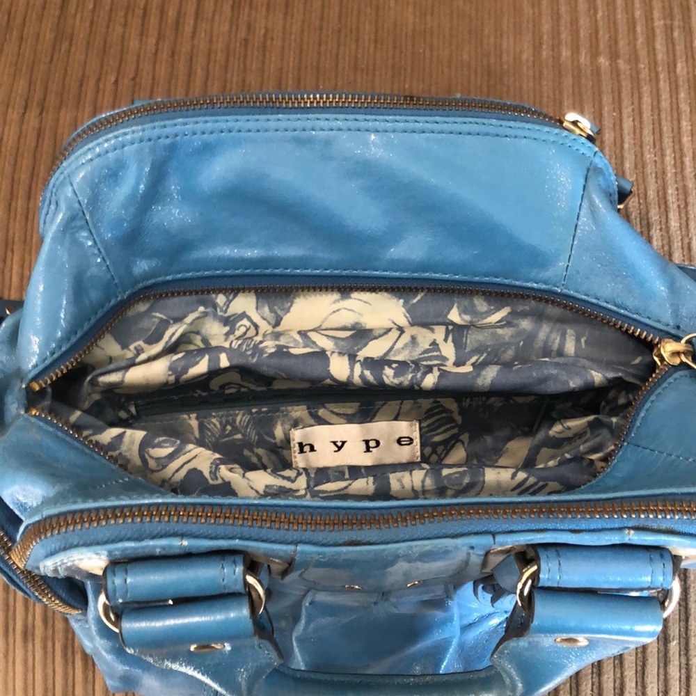 HYPE purse